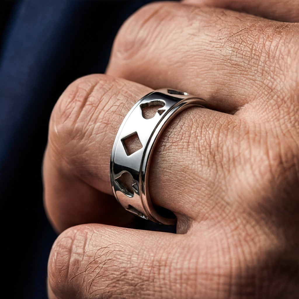 Kart Sembollü Beyaz Altın Yüzük - Winners Jewels