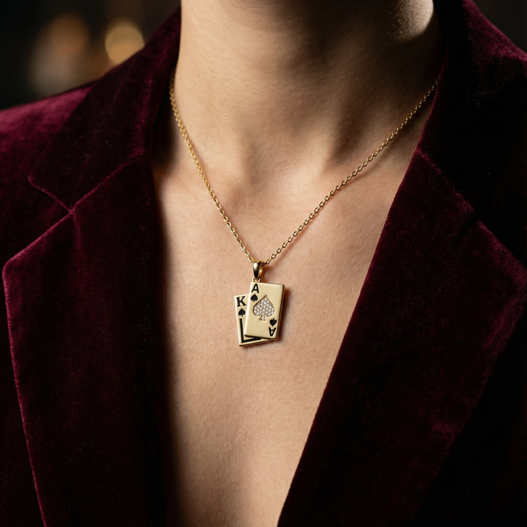 Maça As-Papaz Kolye Ucu