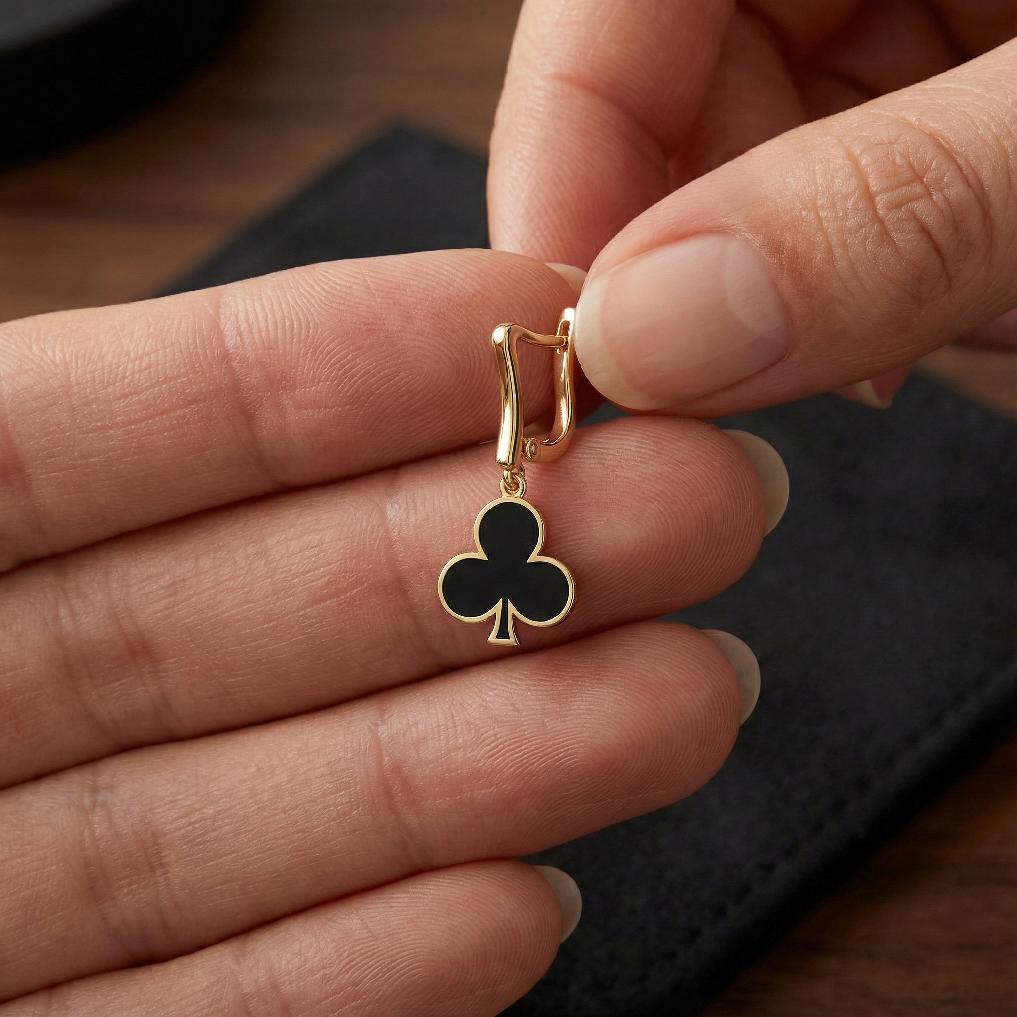 İskambil Kartı Sembollü Küpe