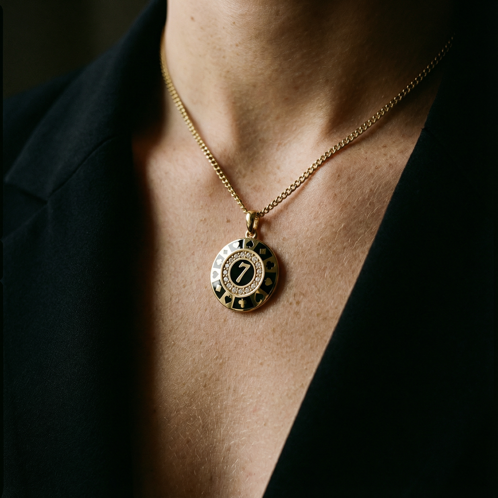 7 Figürlü Poker Chip Kolye Ucu