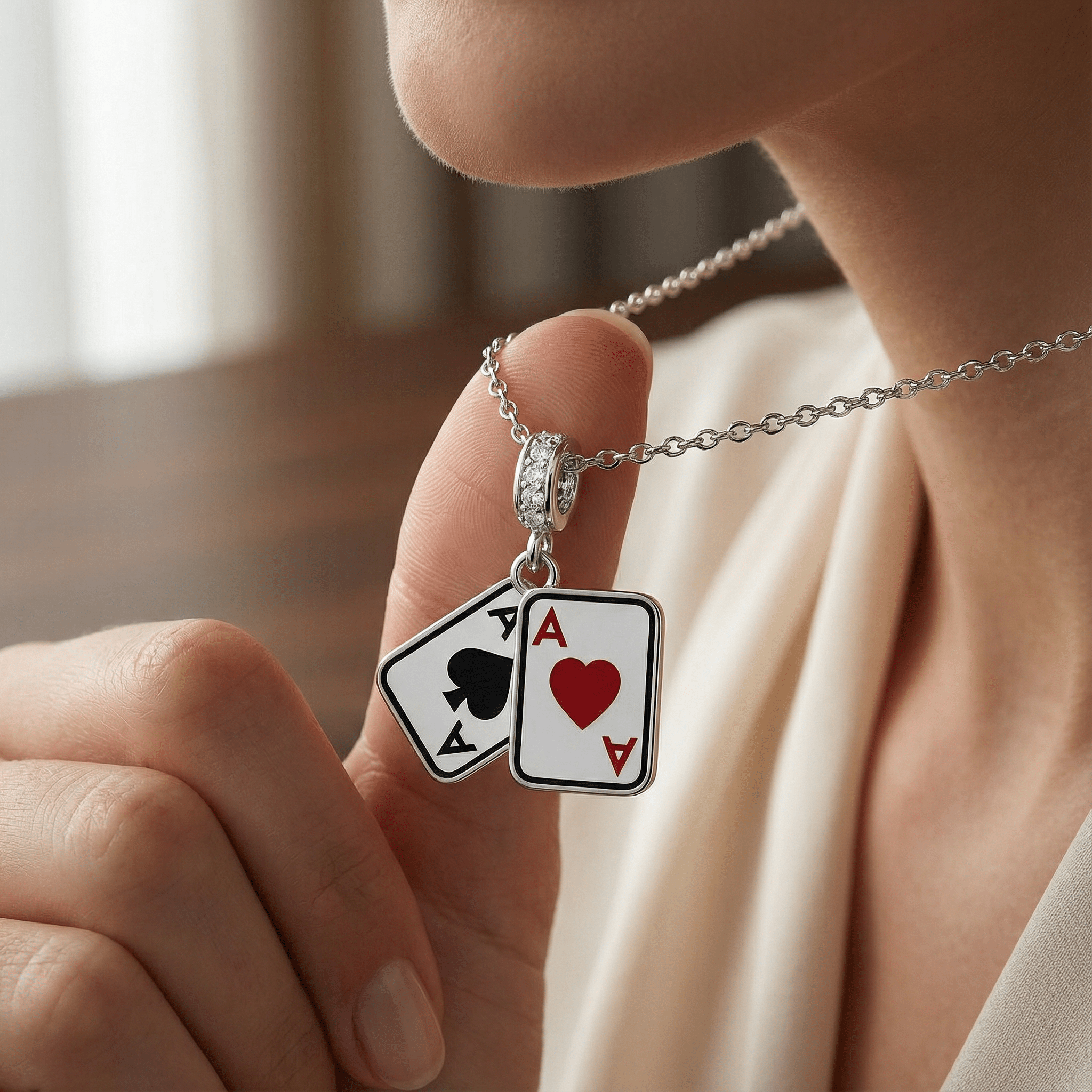 Poker As Sallantılı Küpe Seti - Winners Jewels