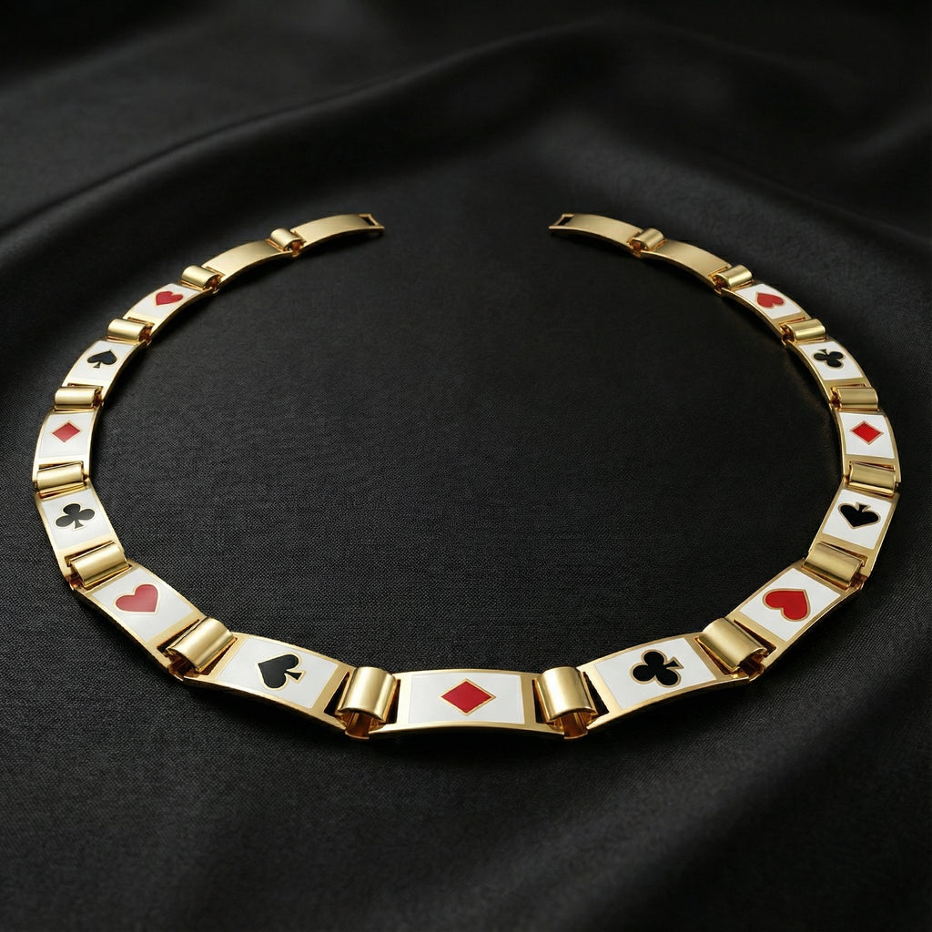 Poker Kartı Temalı İşlemeli Kolye - Winners Jewels